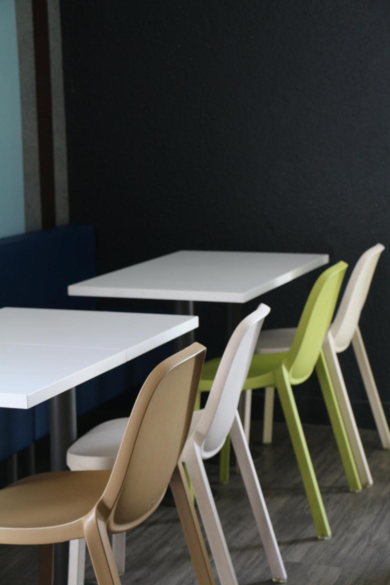 Ibis Budget Agen Le Passage  Luaran gambar